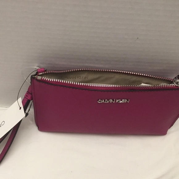 Calvin Klein purse - Picture 3 of 15